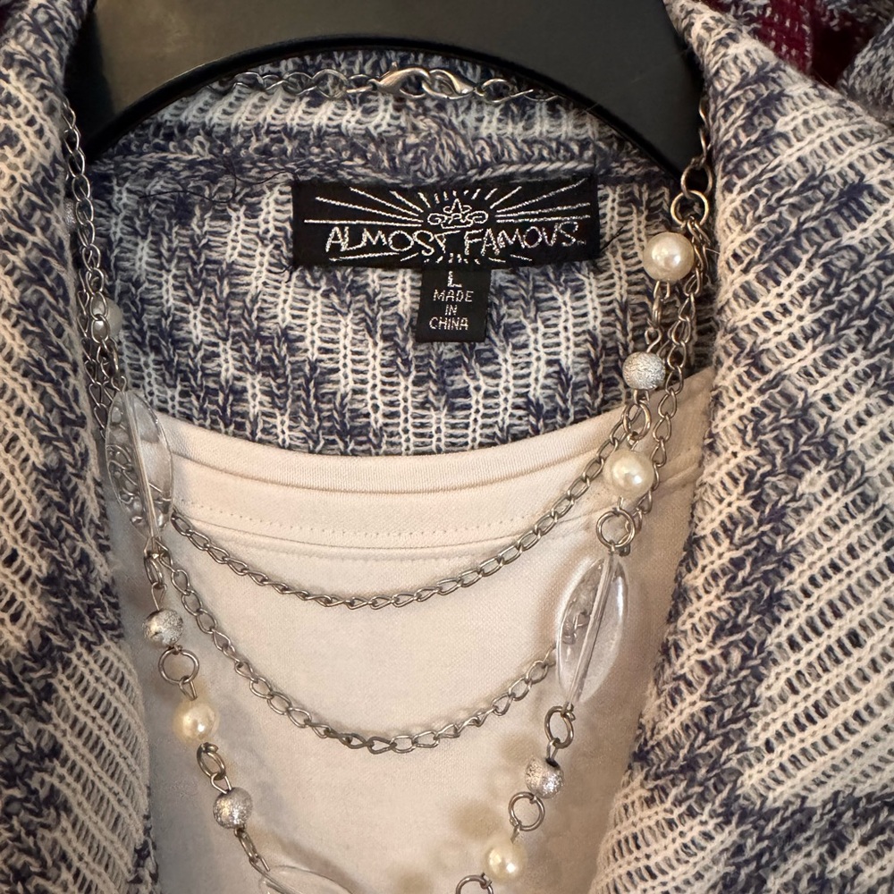 Almost Famous Geometric/Aztec Patterned Cardigan.… - image 3